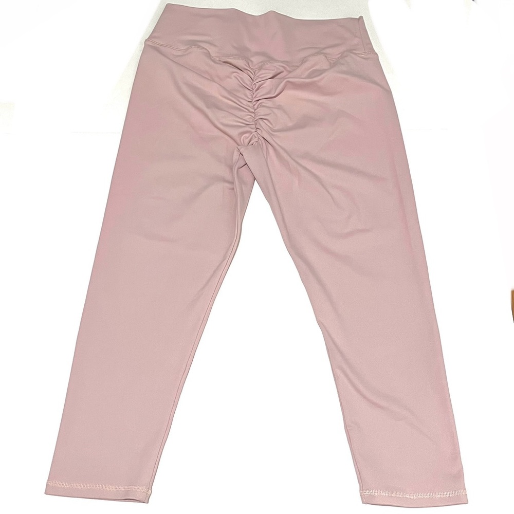 ABS2B Scrunch Booty Crop Leggings - large muted pink